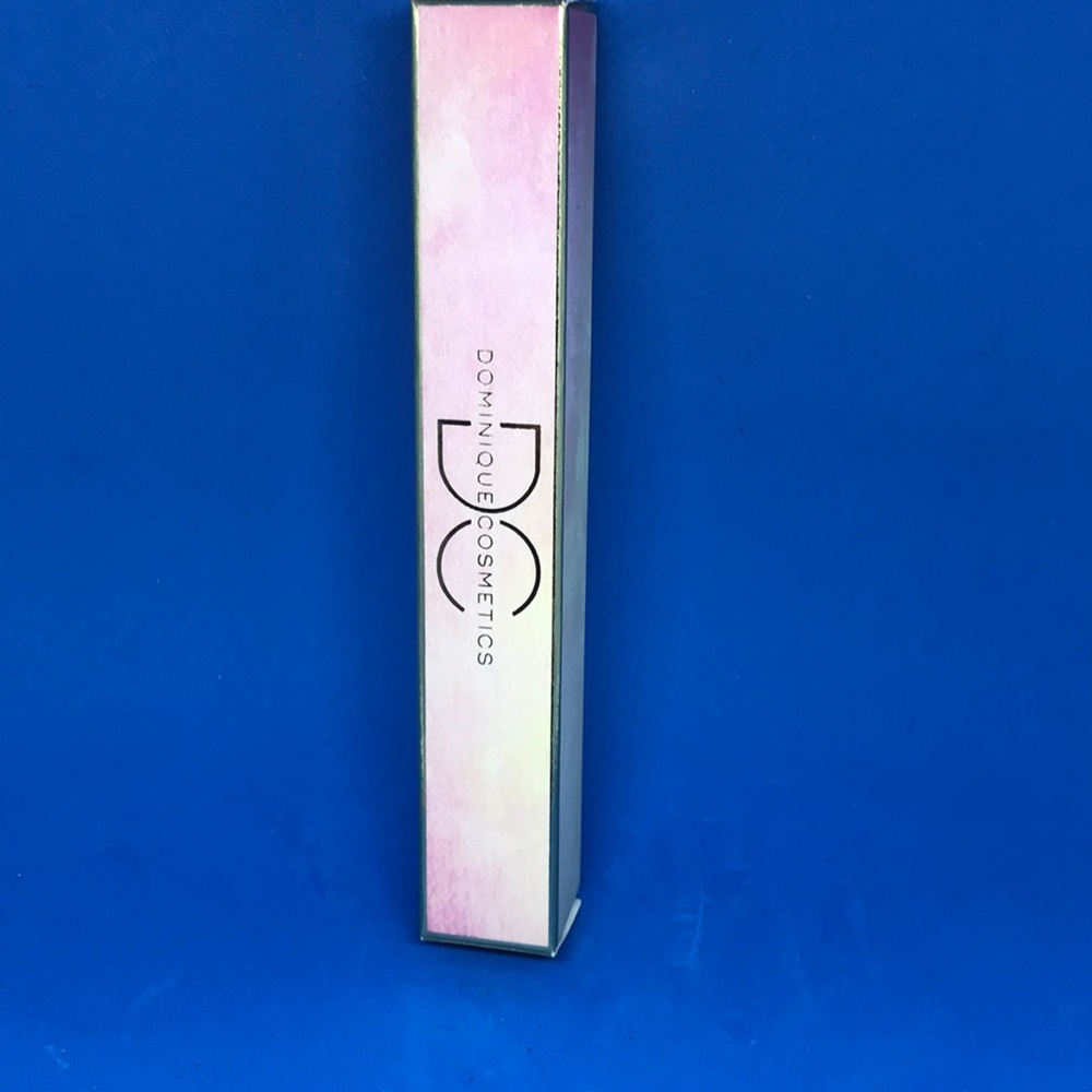 Dominque. Cosmetic  lemonade lipgloss peach tea